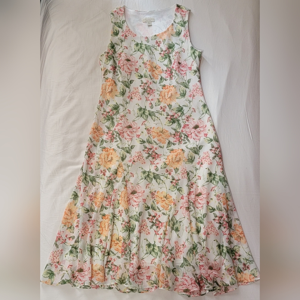 ***SOLD*** Appleseed's Floral Print Sleeveless Flirty Midi Dress Size 8P